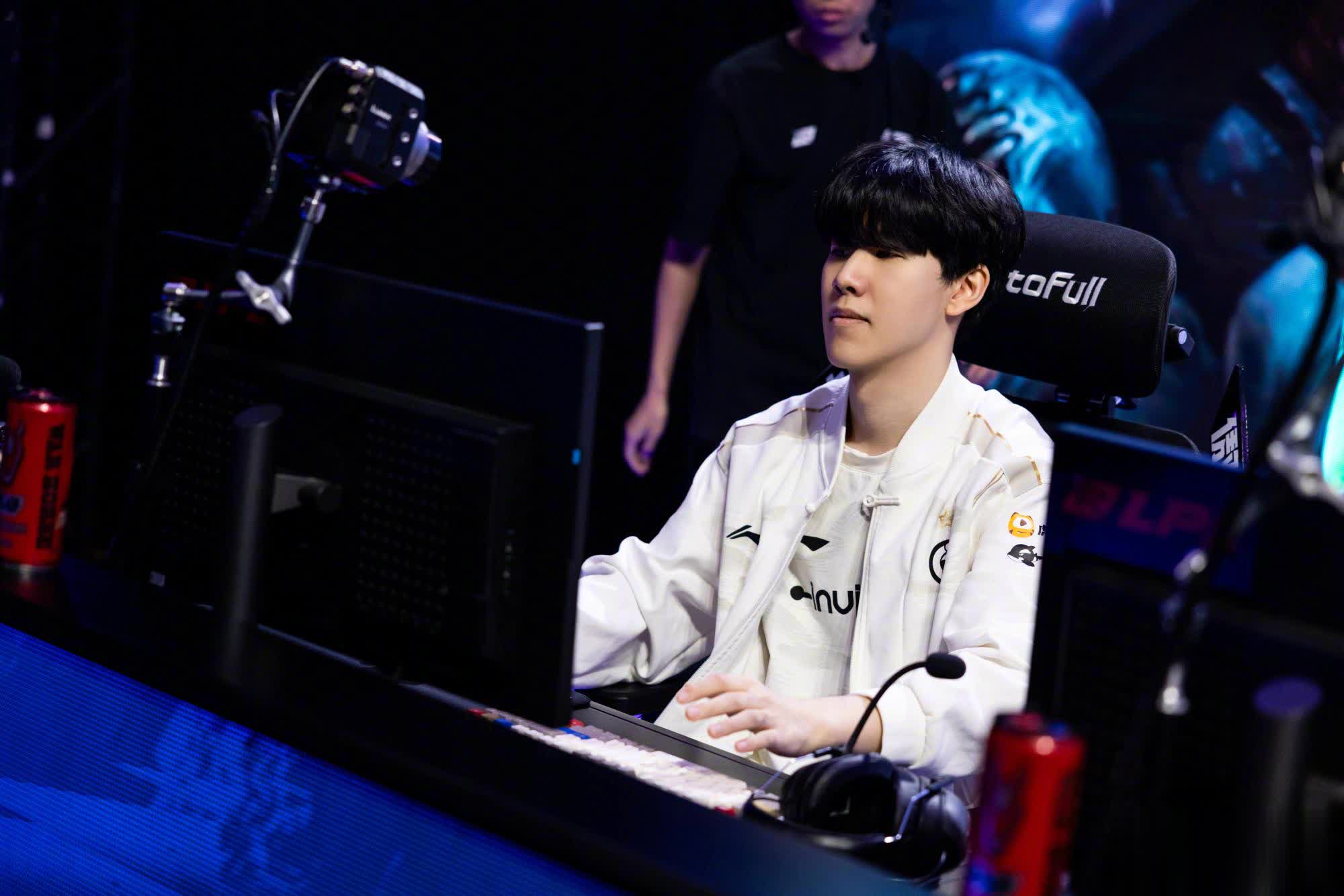 IG打出, yid, 拿下厄塔汗 IG打出, yid, 拿下厄塔汗